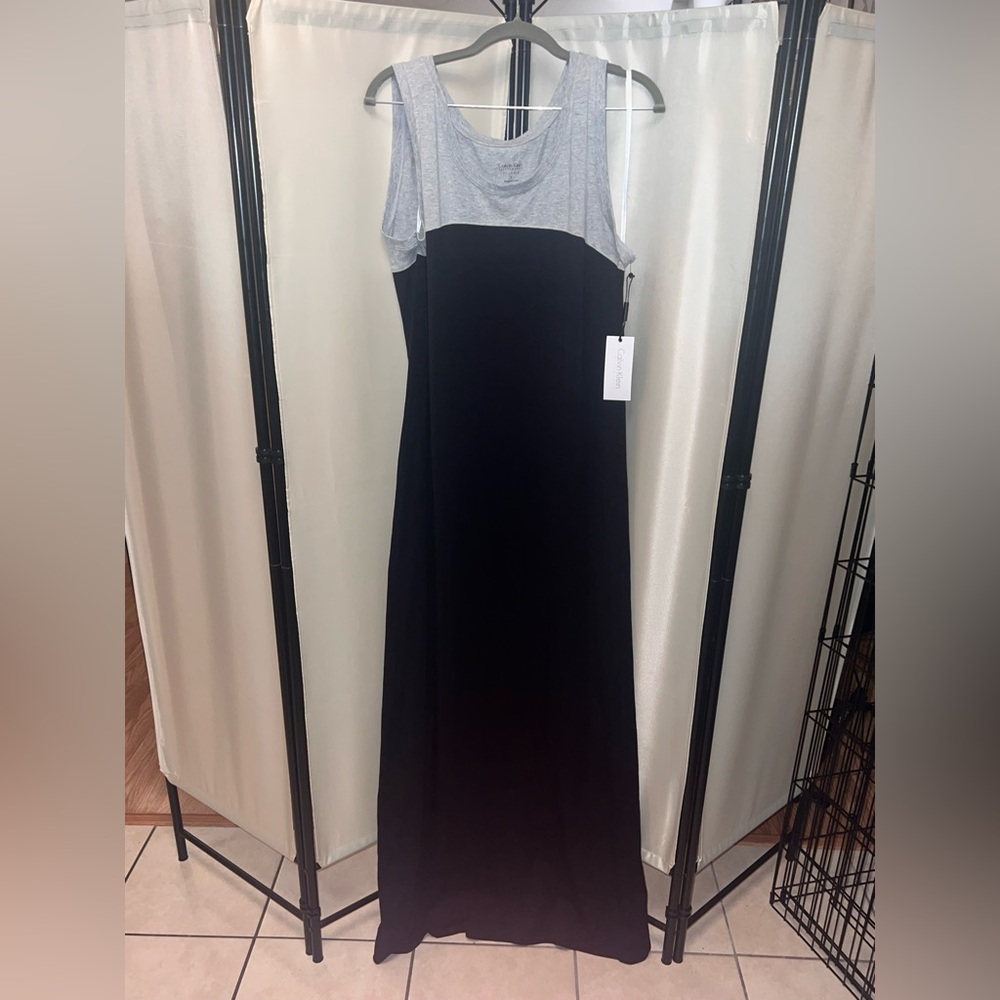 Calvin Klein Black Sheath Performance Dress Sleeveless Scoop Neck